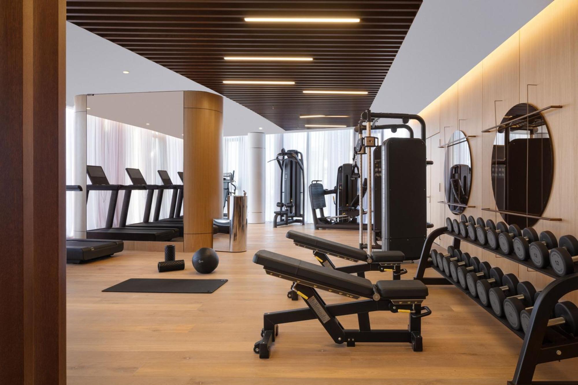 Tirana Marriott Hotel Экстерьер фото