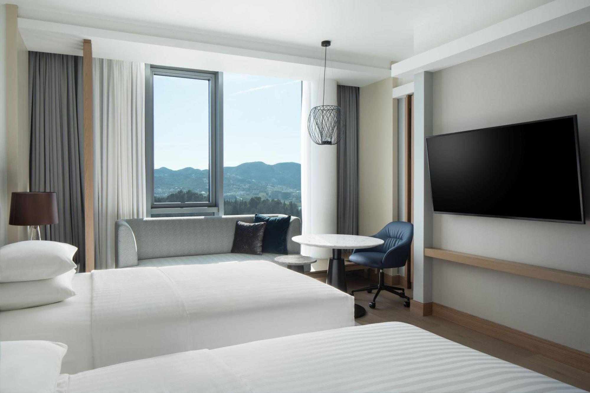 Tirana Marriott Hotel Экстерьер фото
