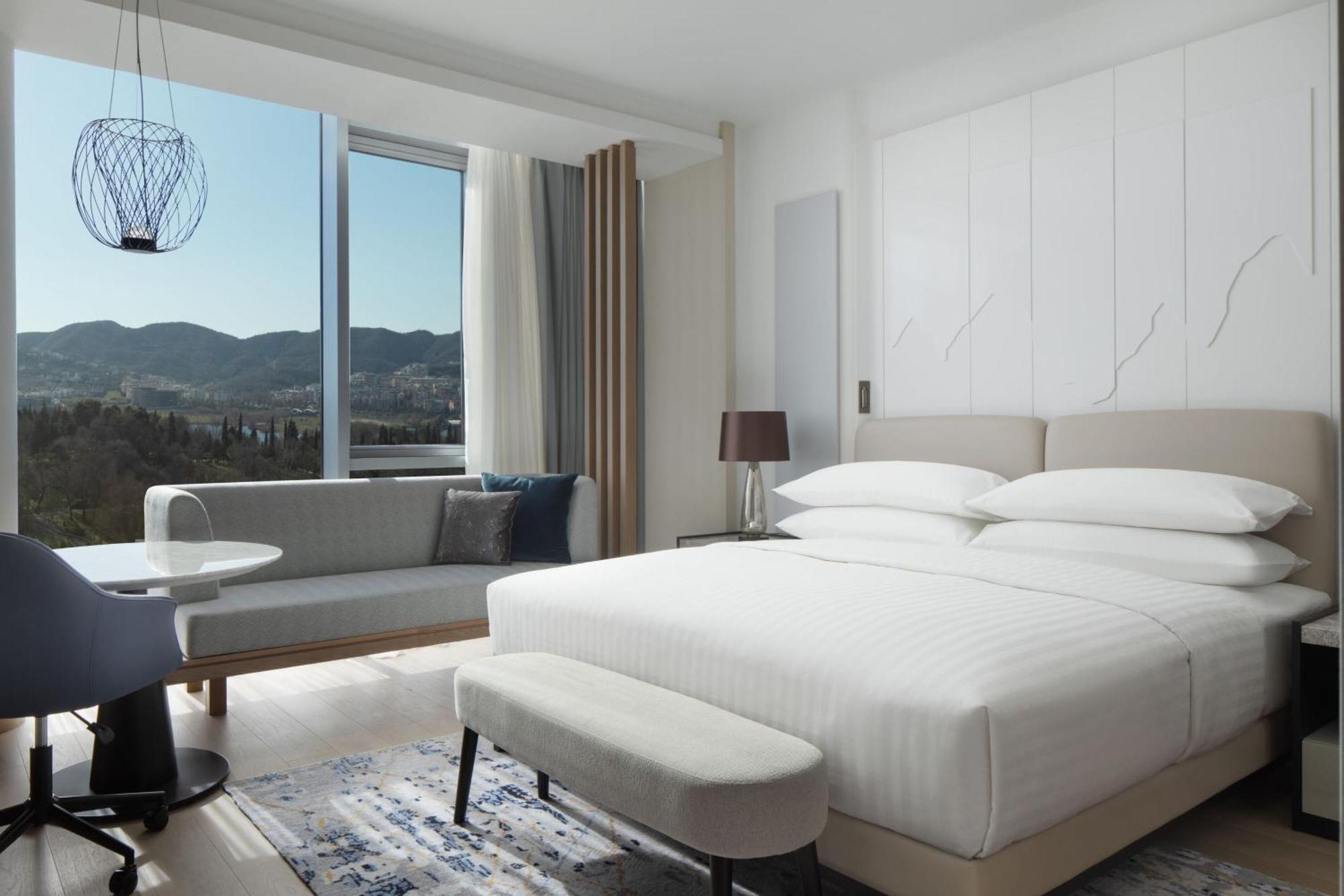 Tirana Marriott Hotel Экстерьер фото