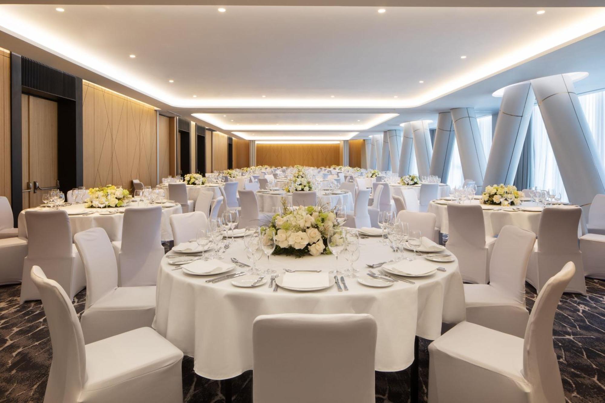 Tirana Marriott Hotel Экстерьер фото